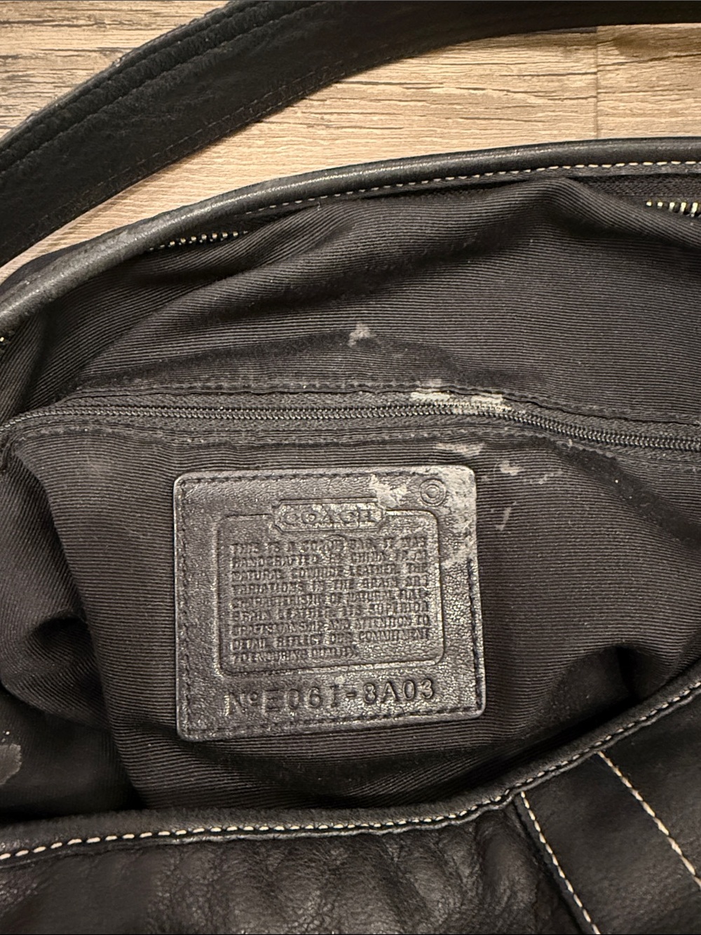 Vintage Coach Leather Hobo - Picture 2 of 6